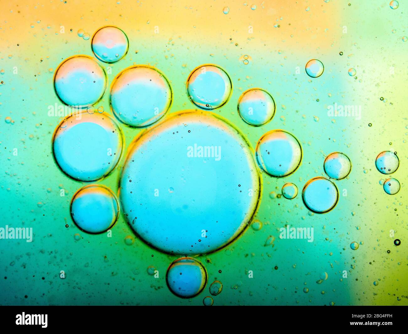 Oil bubbles in water Stock Photo Alamy