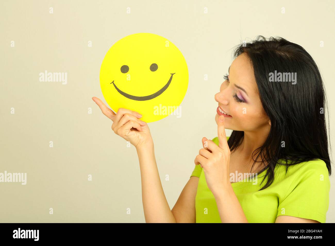 Come on and smile. Собеседник подбирает радостный смайл. нужны фотографии счастливых смайликов. happy-smiling.250637910. պուշկին 213 happy smile.