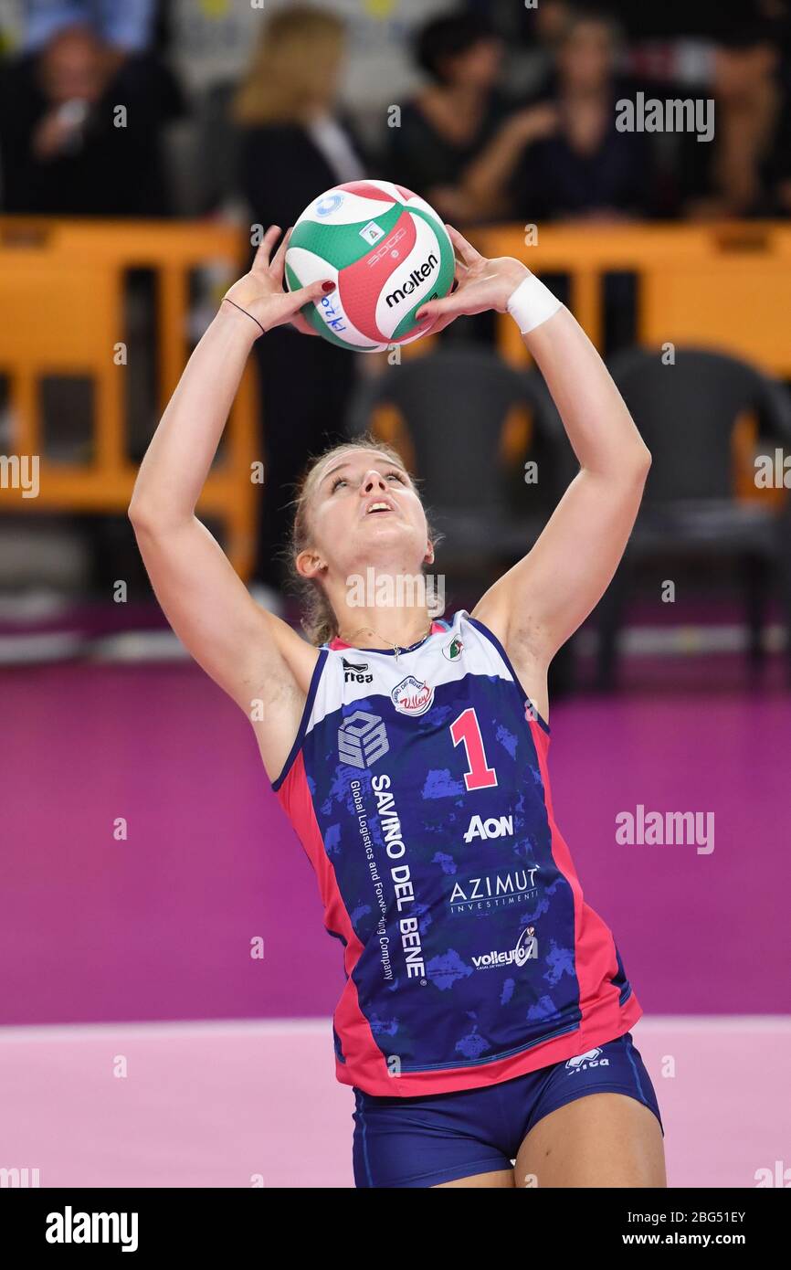 Giulia carraro hires stock photography and images Alamy