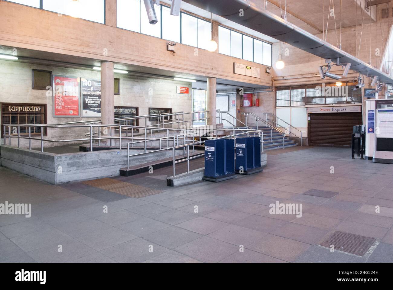 1930s Architecture London Underground Uxbridge Station, High Street