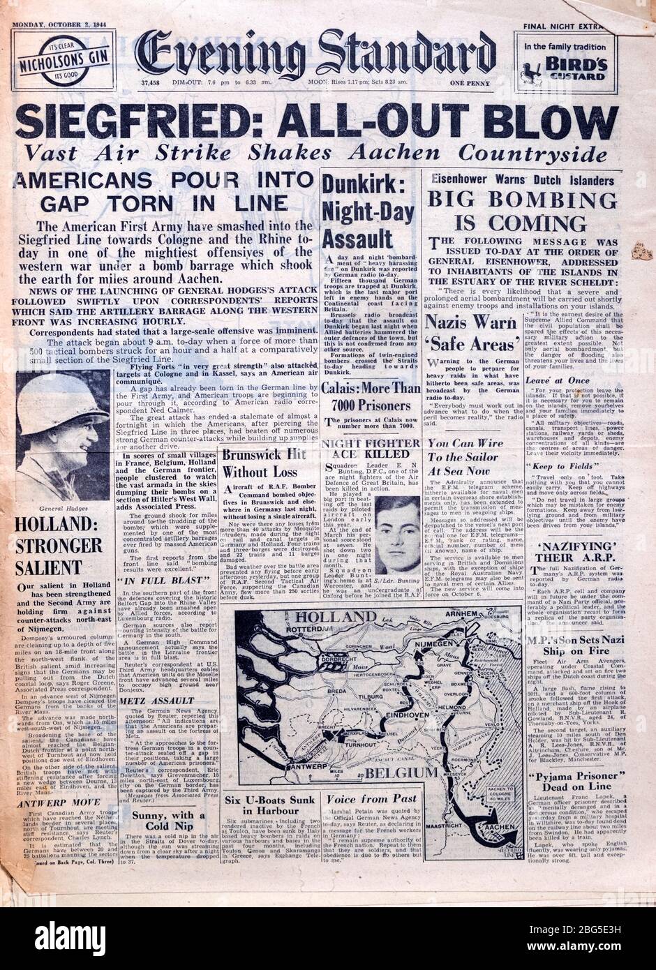 'Siegfried All-Out Blow'  'Air Strike Shales Aachen Countryside'  Evening Standard  WWII  British newspaper headlines 2 October 1944 London UK Stock Photo