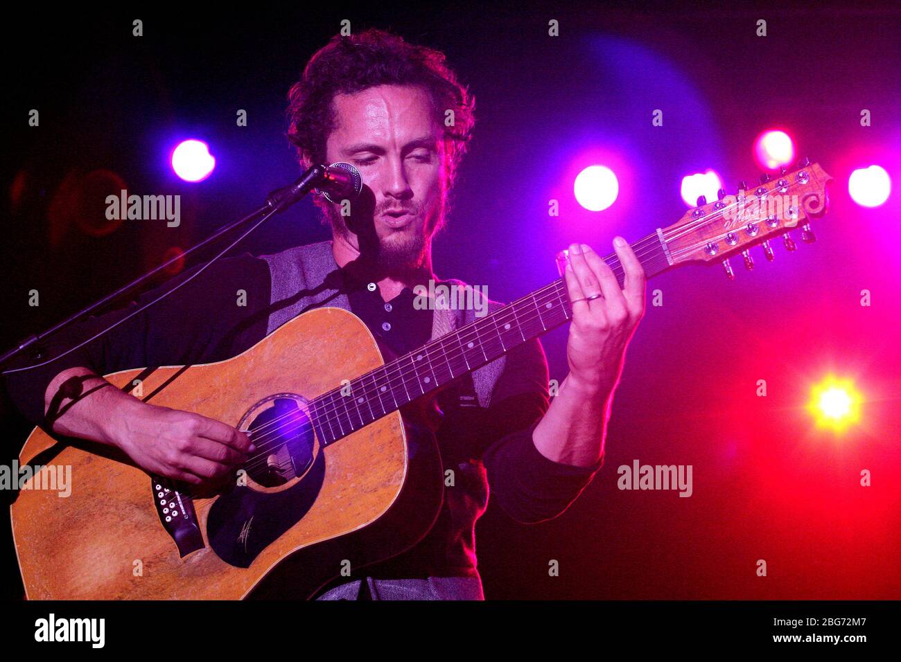 John Butler performing at Festival Pier in Philadelphia, Pennsylvania