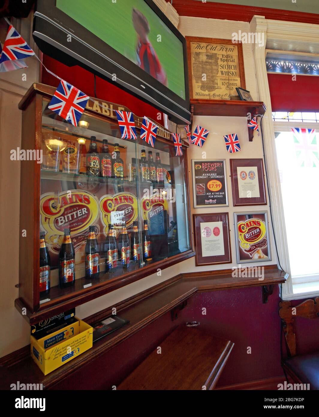 Cains Brewery Tap, Classic British Pub, 39 Stanhope St, Liverpool, Merseyside,England, UK, L8 5RE Stock Photo