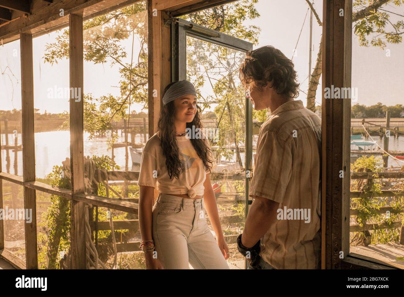 OUTER BANKS, from left Madison Bailey, Chase Stokes, (Season 1, ep