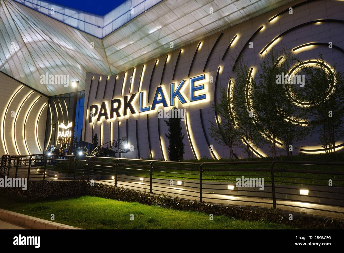 Parklake hi-res stock photography and images - Alamy