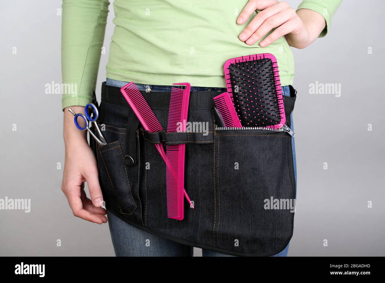 Hair stylist tool belt hires stock photography and images Alamy