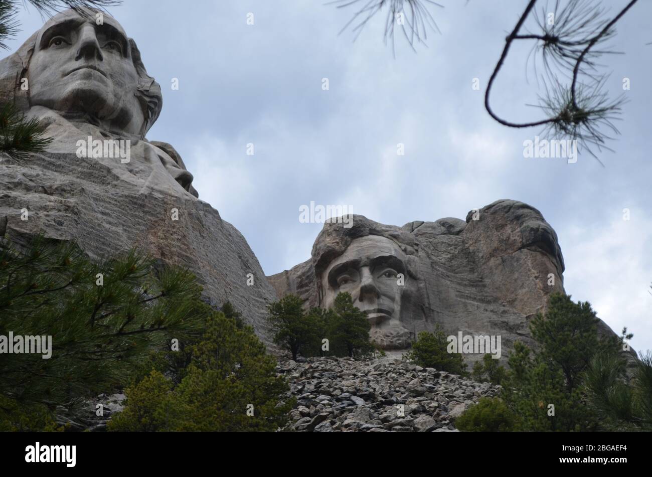 Late Spring in the South Dakota Black Hills: Mount Rushmore's George Washington & Abraham Lincoln Seen from the Lincoln Terrace on Presidential Trail Stock Photo