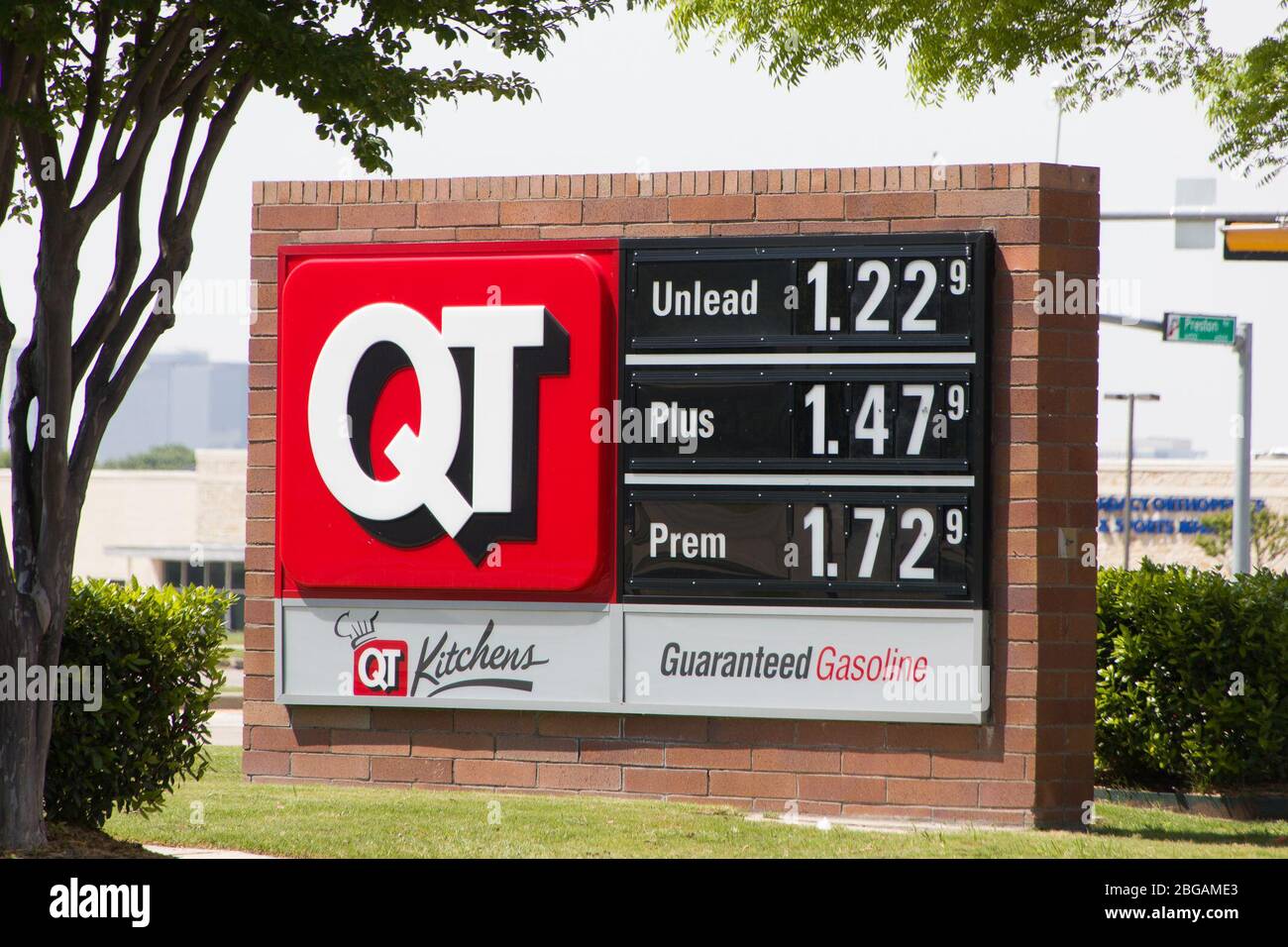 Beijing, China. 20th Apr, 2020. Photo taken on April 20, 2020 shows the gas prices at a gas station in Plano, Texas, the United States. U.S. oil prices crashed to the negative territory for the first time in history on Monday. The West Texas Intermediate (WTI) for May delivery shed 55.9 U.S. dollars, or over 305 percent, to settle at -37.63 dollars a barrel on the New York Mercantile Exchange. Credit: Dan Tian/Xinhua/Alamy Live News Stock Photo