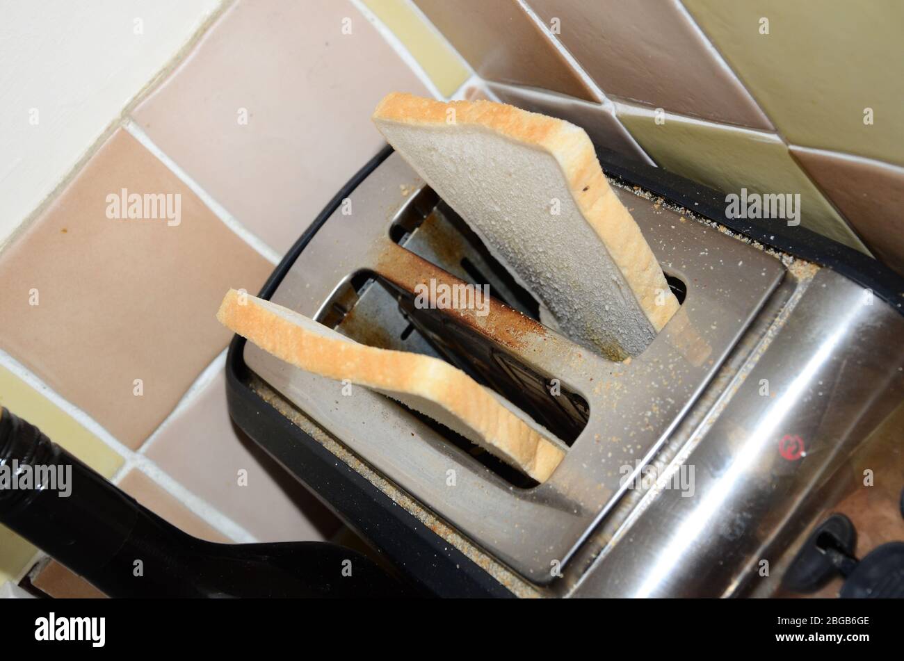 electric toaster, breakfast recipe Stock Photo Alamy