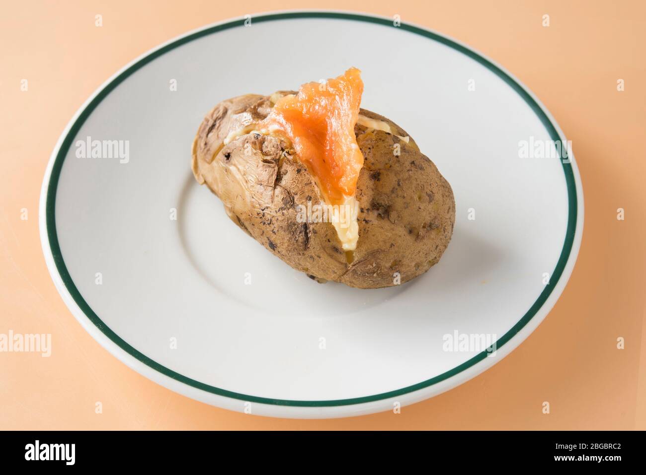 Jacket potato with smoked salmon hires stock photography and images