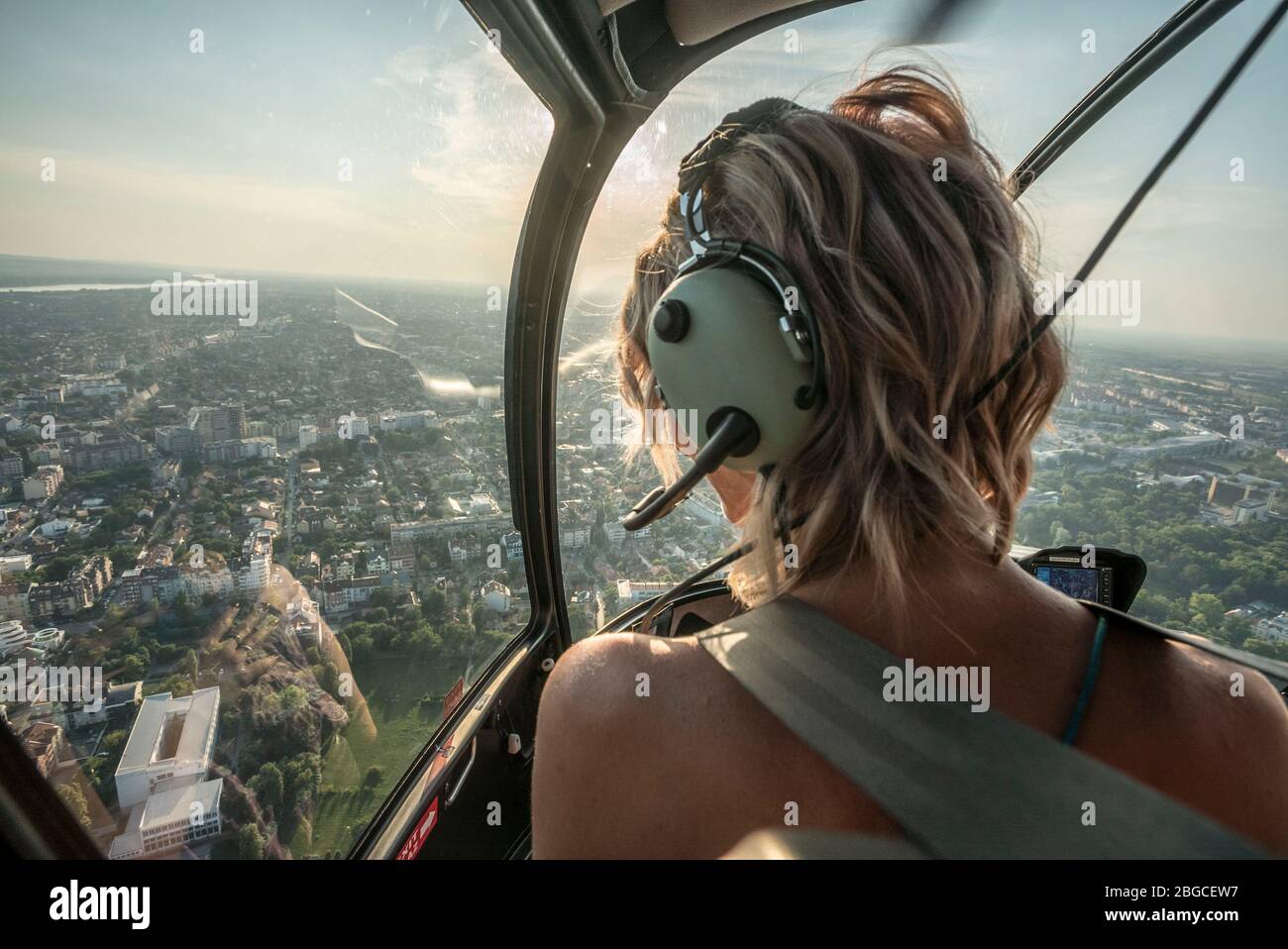Woman cockpit pilot passenger hi-res stock photography and images - Alamy