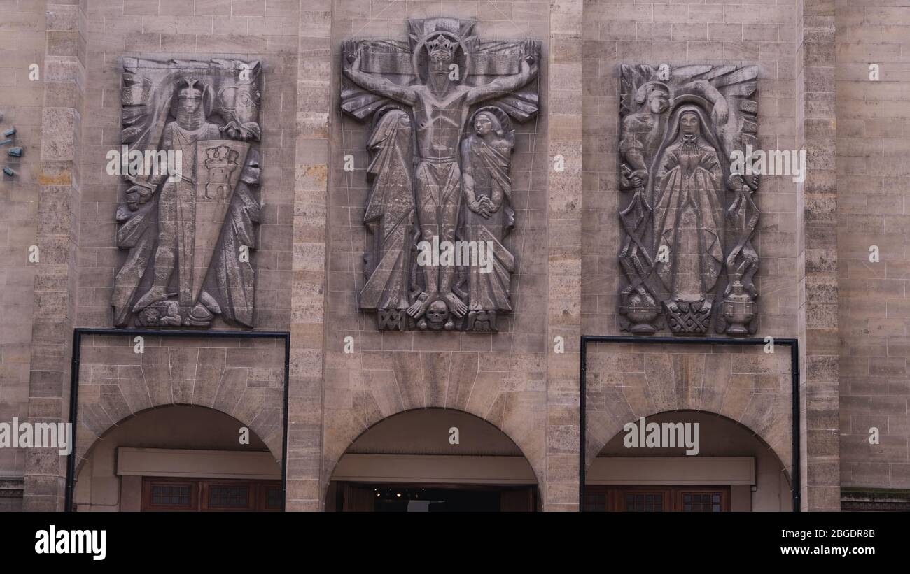 Sculpture of saint ferdinand High Resolution Stock Photography and ...