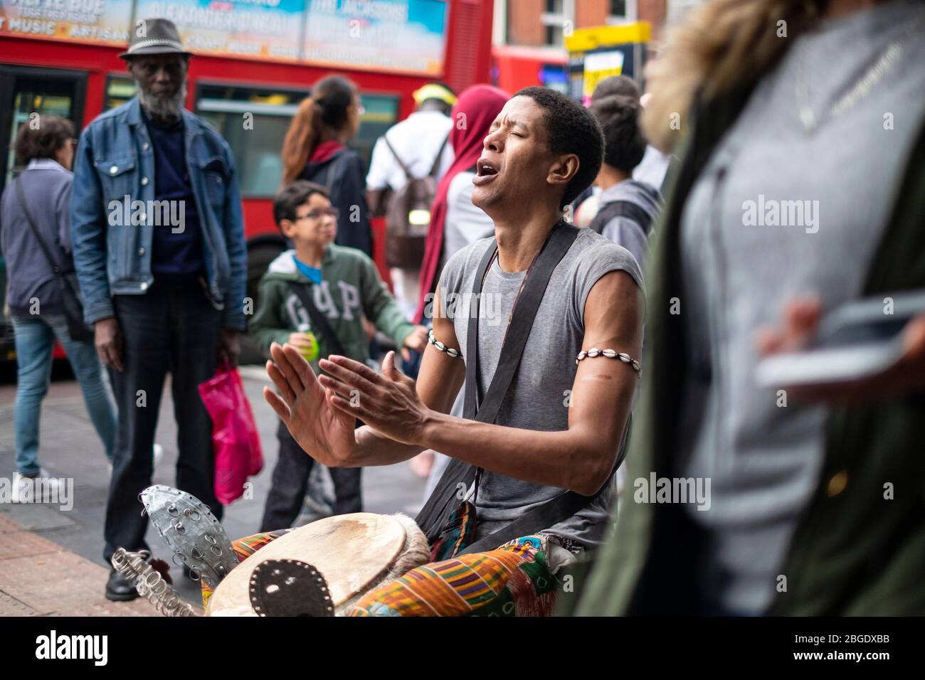 Hand drum hires stock photography and images Alamy