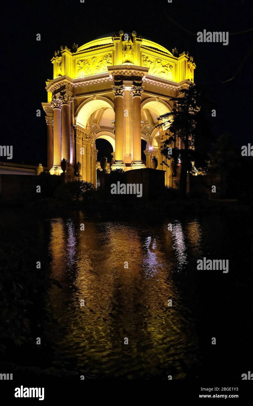 The Palace of Fine Arts in the Marina District at night, San Francisco, California, USA Stock Photo