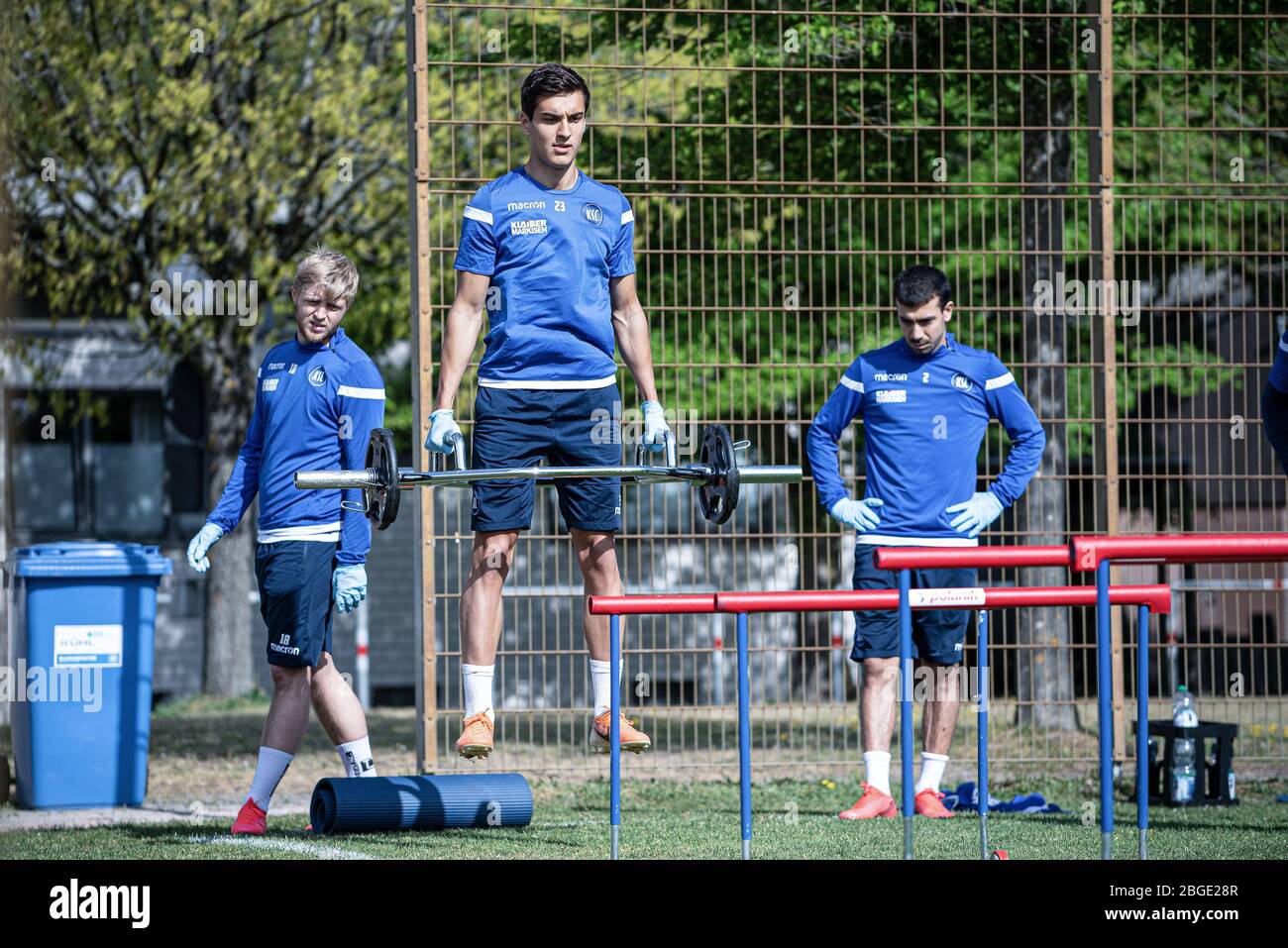 Karlsruhe, Deutschland. 21st Apr, 2020. Dirk Carlson (KSC) jumps during circuit training. GES/Football/2nd Bundesliga: Training of Karlsruher SC during the corona crisis, April 21, 2020 Football/Soccer: 2nd League: Training session of Karlsruher SC during the corona crisis, April 21, 2020 | usage worldwide Credit: dpa/Alamy Live News Stock Photo