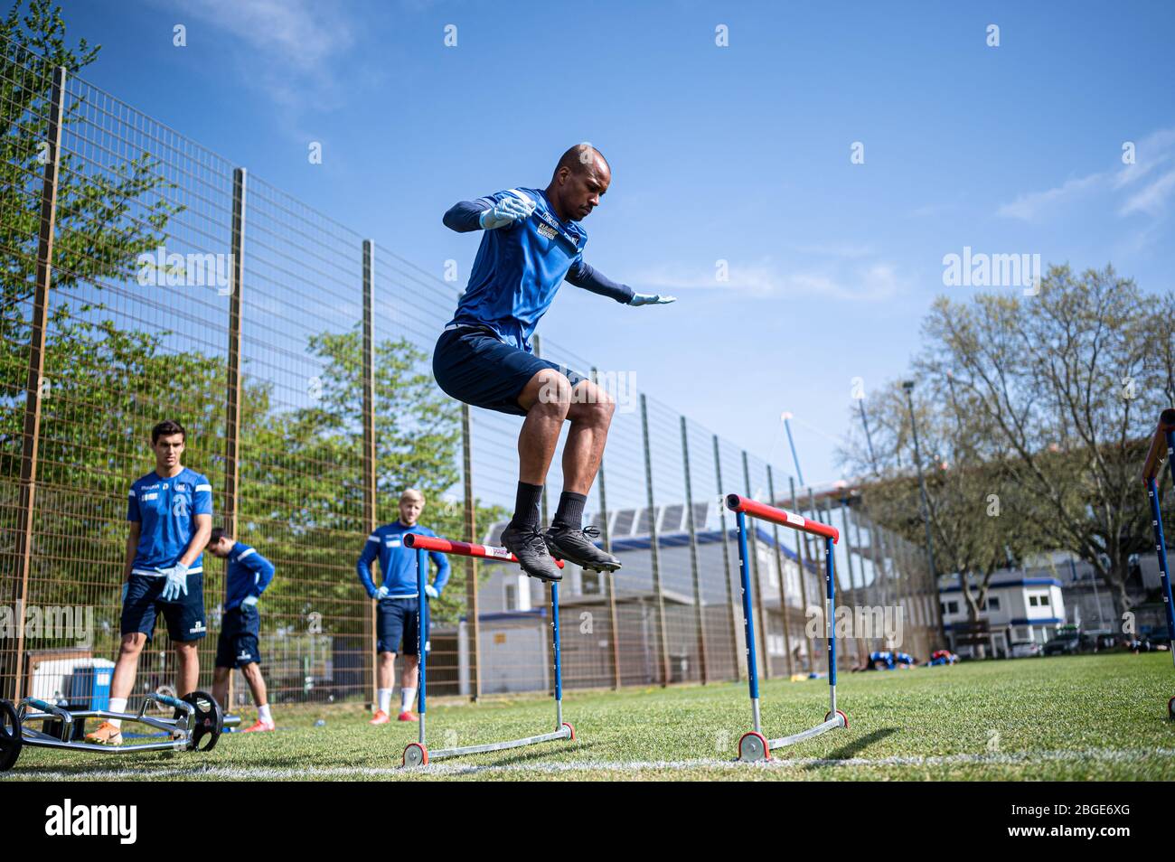 Karlsruhe, Deutschland. 21st Apr, 2020. David Pisot (KSC) jumps during circuit training. GES/Football/2nd Bundesliga: Training of Karlsruher SC during the corona crisis, April 21, 2020 Football/Soccer: 2nd League: Training session of Karlsruher SC during the corona crisis, April 21, 2020 | usage worldwide Credit: dpa/Alamy Live News Stock Photo
