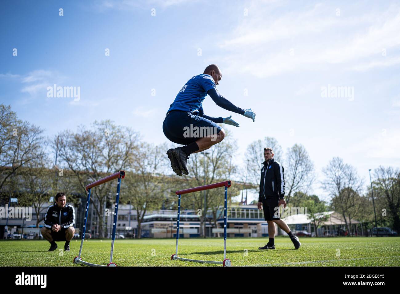 Karlsruhe, Deutschland. 21st Apr, 2020. David Pisot (KSC) jumps during circuit training. GES/Football/2nd Bundesliga: Training of Karlsruher SC during the corona crisis, April 21, 2020 Football/Soccer: 2nd League: Training session of Karlsruher SC during the corona crisis, April 21, 2020 | usage worldwide Credit: dpa/Alamy Live News Stock Photo