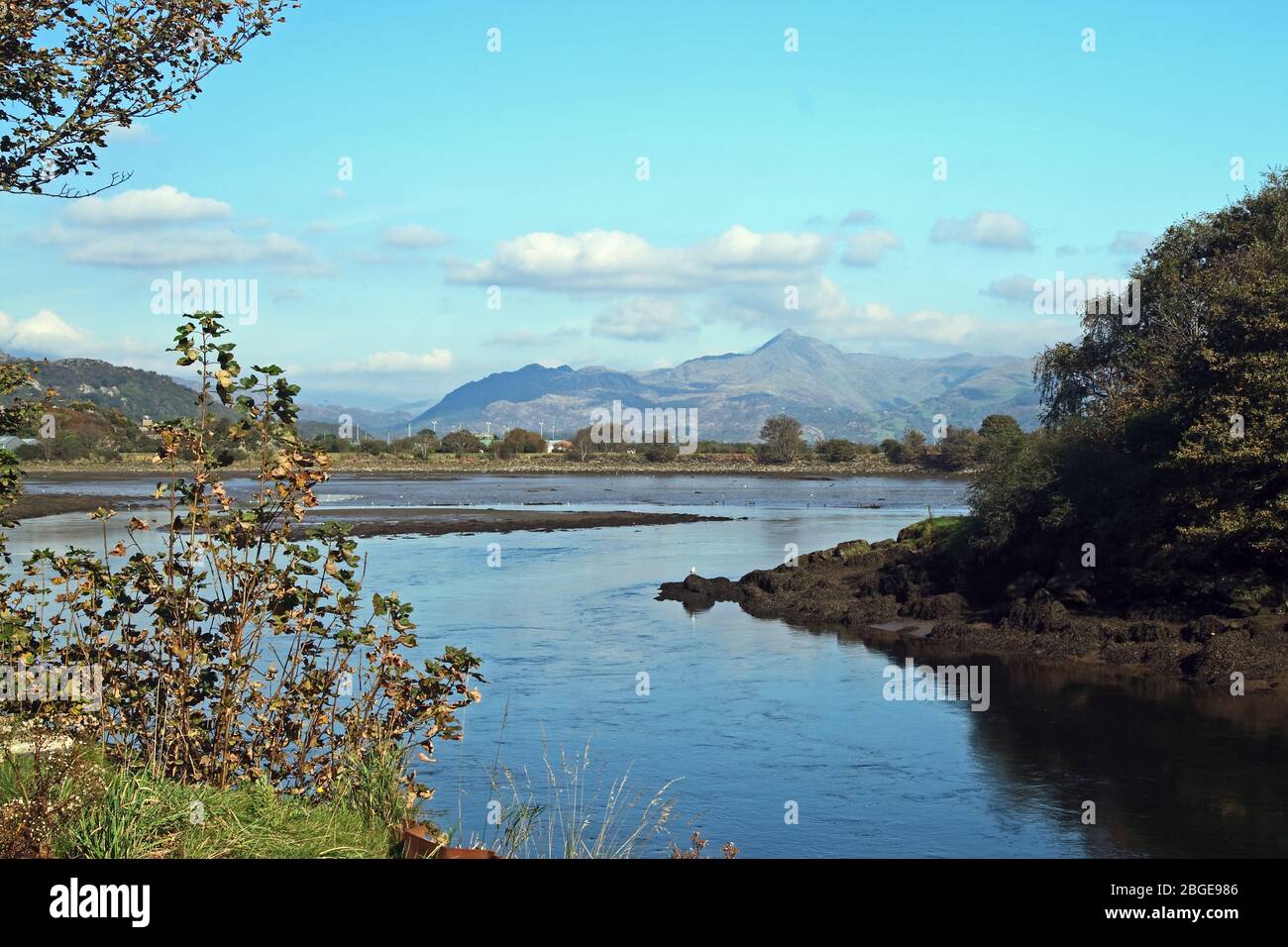 A view of Cnicht from Porthmadog, Gwynedd, Wales. Cnicht is also known as The Welsh Matterhorn and is in the Moelwynion mountain range in Snowdonia. H Stock Photo