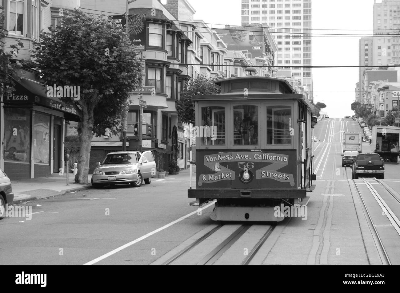 San francisco cable cars Black and White Stock Photos & Images - Alamy