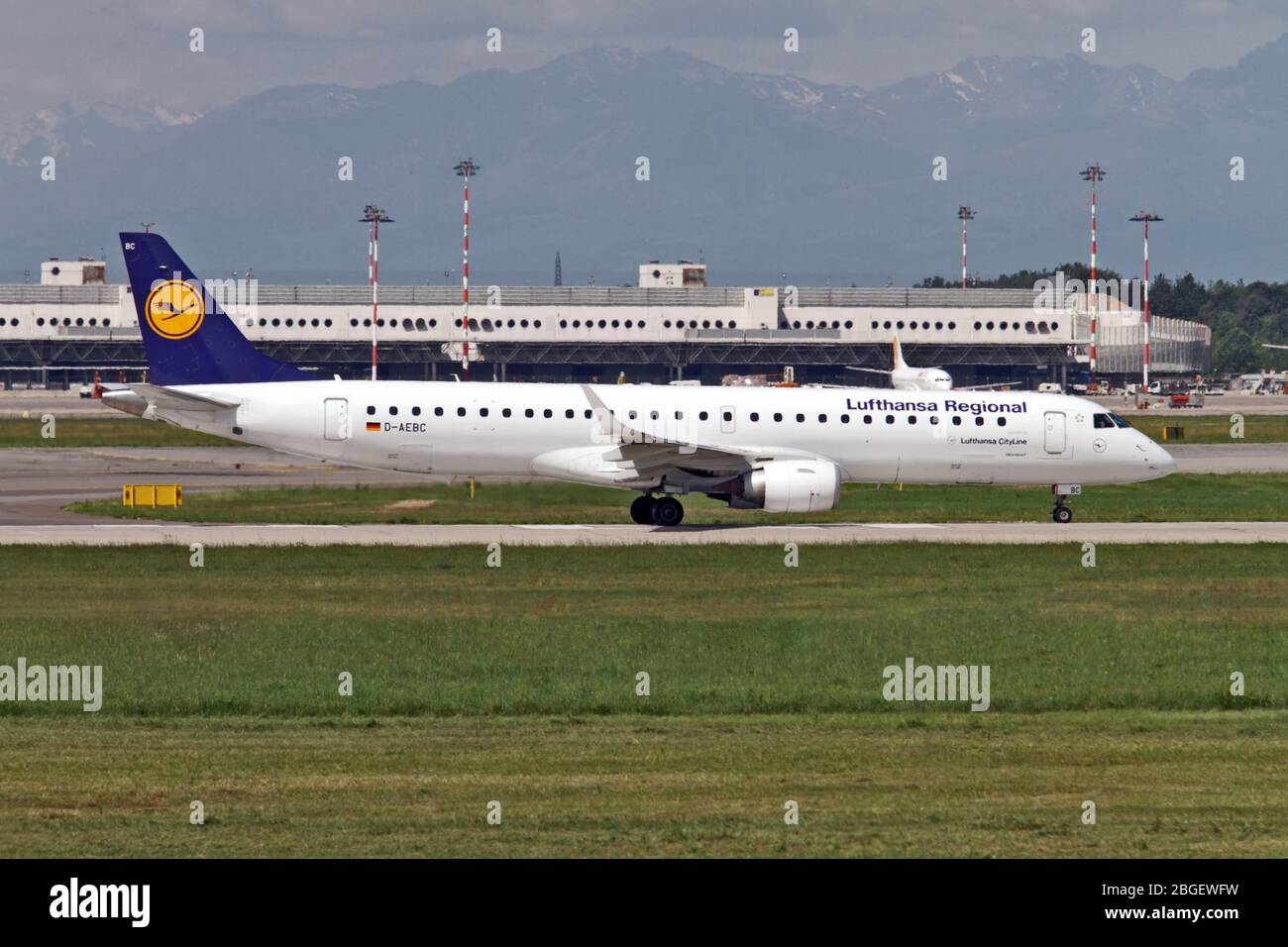 D Aebc Lufthansa Cityline Embraer Erj 195 At Malpensa Mxp Limc Milan Italy Stock Photo Alamy