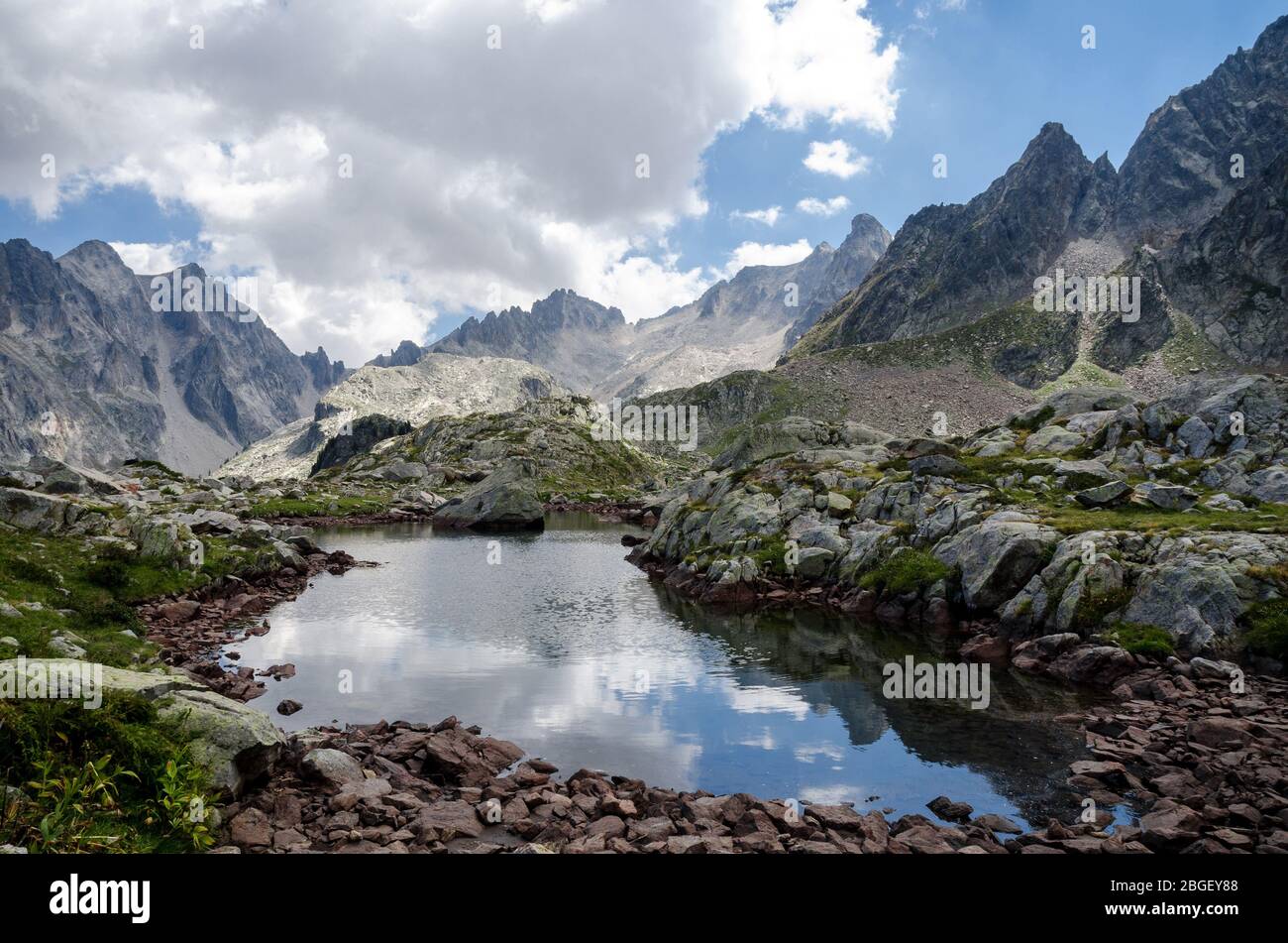Mountain lake in Maritime Alps Park, Italy Stock Photo - Alamy