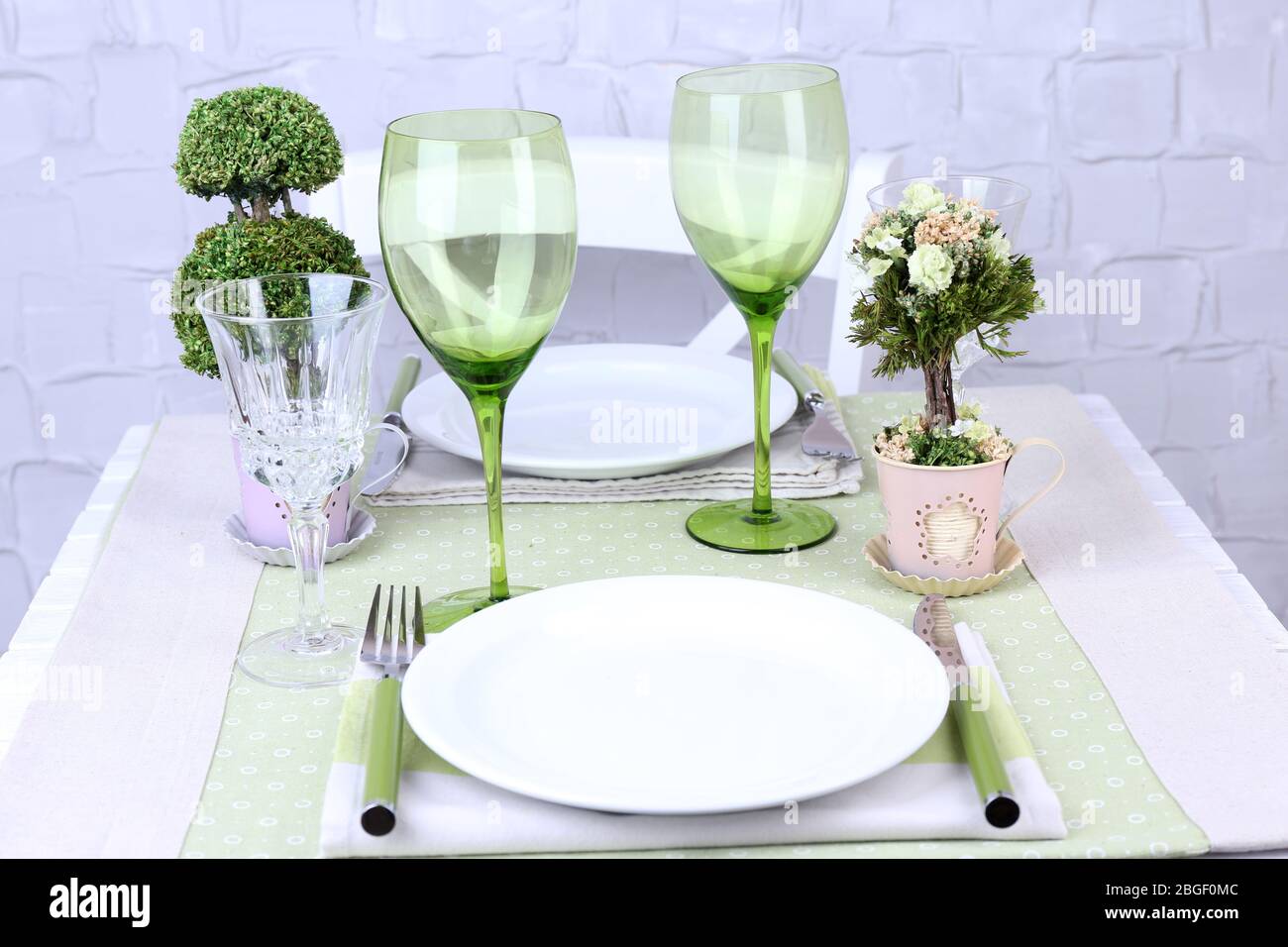 Trendy table setting in restaurant Stock Photo Alamy