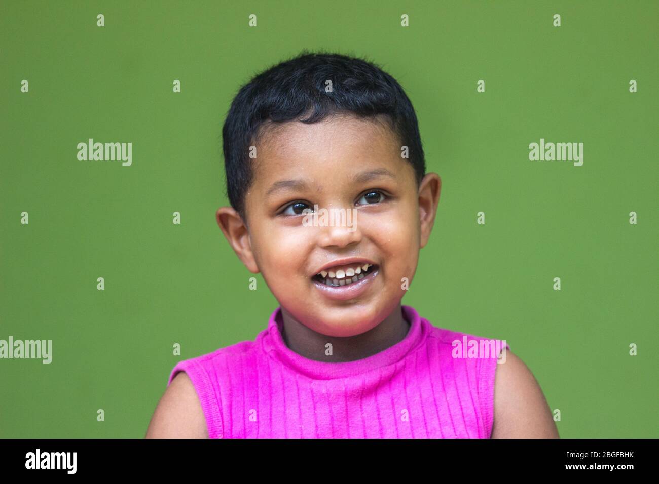 Indian 5 year old kid hi-res stock photography and images - Alamy