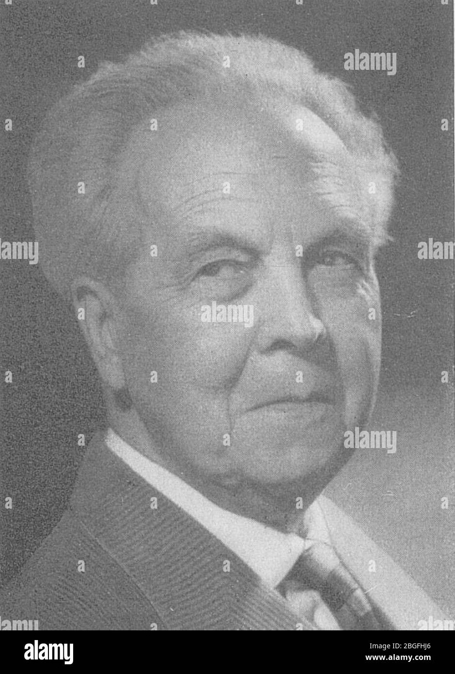 Hermann August Korff - Jb. d. Sächs. Ak. d. Wiss.1963-65 (1967), S. 322. Stock Photo