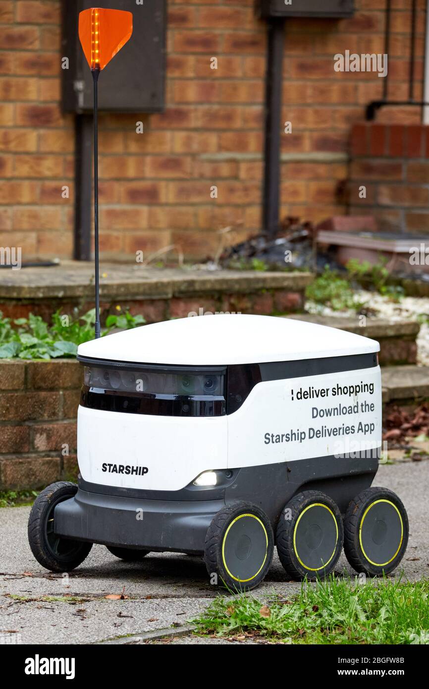 A six wheeled autonomous self driving robot, created by Starship  Technologies, in Milton Keynes Stock Photo - Alamy