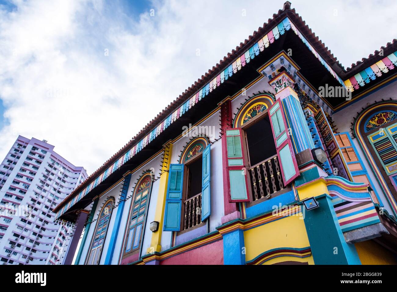 Singapore, Oct 2019: Colorful House of Tan Teng Niah against blue sky. Popular tourist spot in Little India district. 37 Kerbau Road Stock Photo