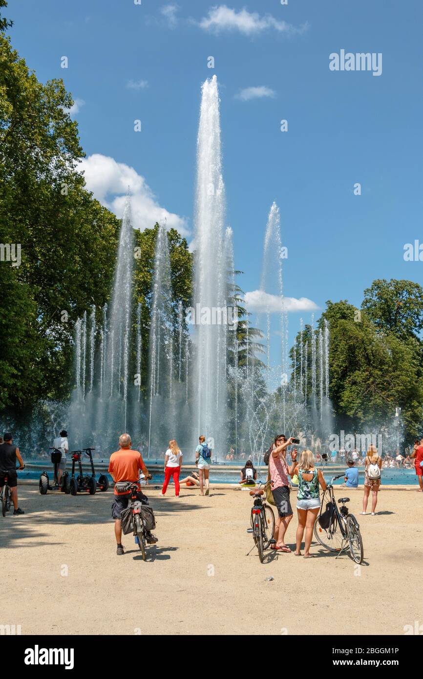 People watching the musical fountain show on Margaret Island Stock