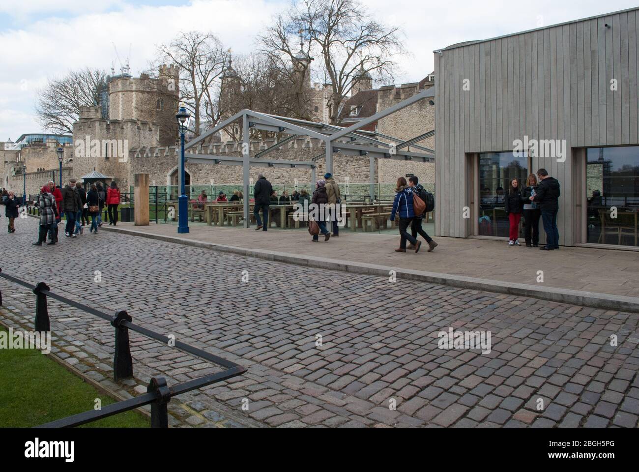 Cafe Restaurant Tower Wharf Cafe Untreated Sweet Chestnut Cladding Tower of London St Katharine's & Wapping, London EC3N by Tony Fretton Architects Stock Photo