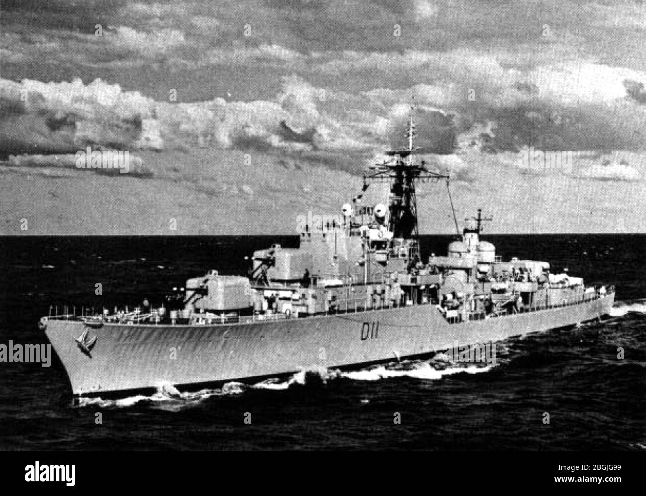 HMAS Vampire (D11) underway c1962 Stock Photo - Alamy