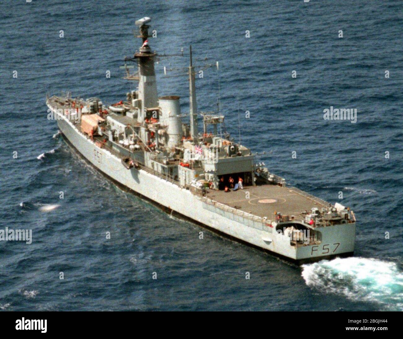 hms-andromeda-f57-underway-off-liberia-1