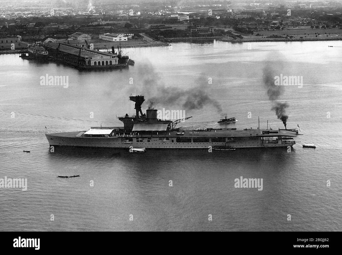 HMS Hermes (95 Stock Photo - Alamy