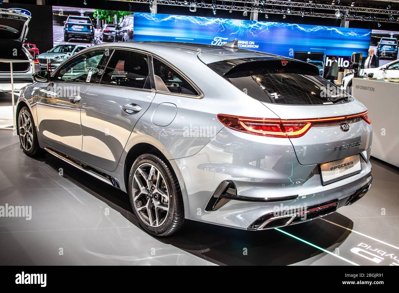 Kia proceed mild hybrid hi-res stock photography and images - Alamy