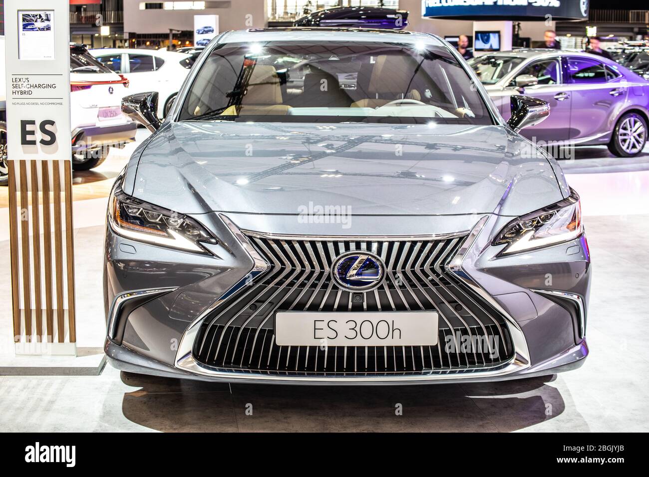 Lexus Es300h High Resolution Stock Photography and Images - Alamy