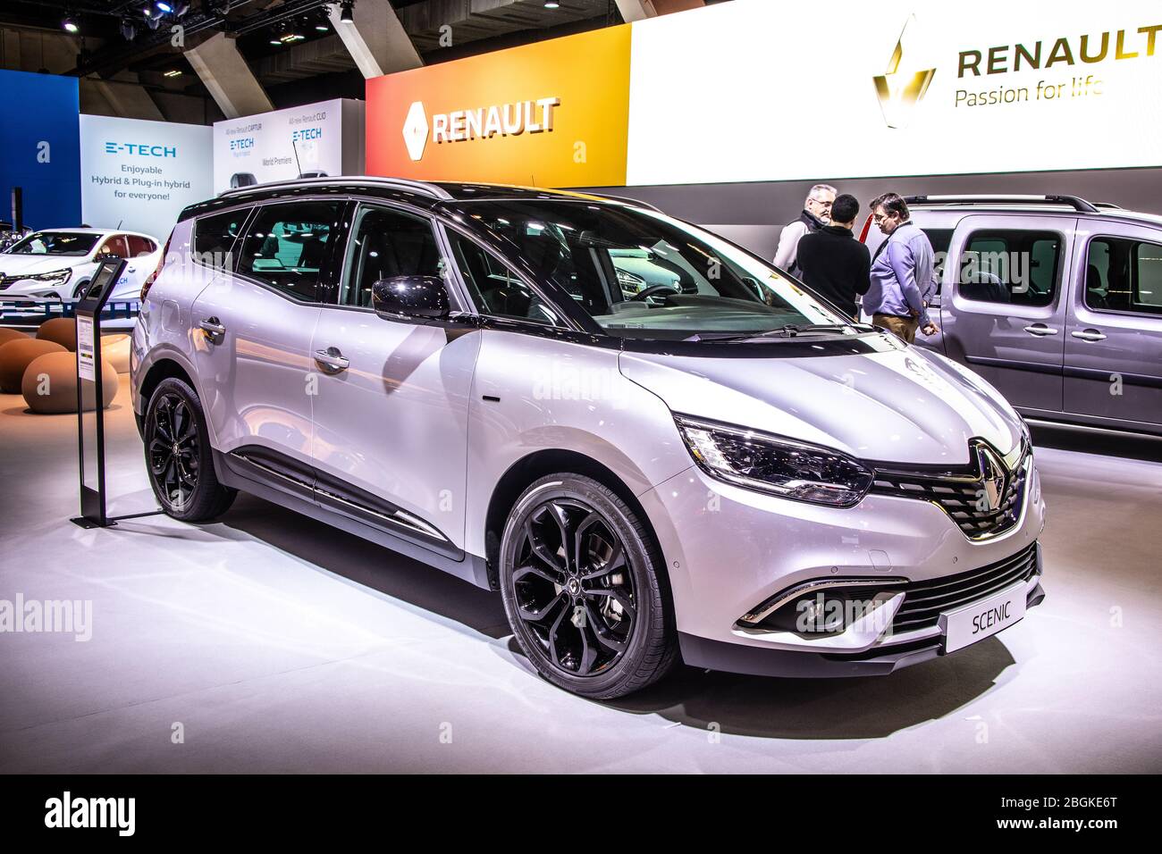Situatie Realistisch Heb geleerd Brussels, Belgium, Jan 2020 Renault Scenic IV, Brussels Motor Show, fourth  generation, compact multi-purpose vehicle (MPV) produced by Renault Stock  Photo - Alamy