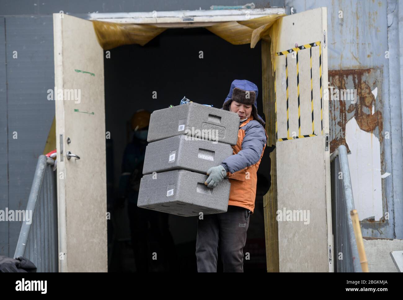 Deliverymen, who start a hectic time when they receive over 100 orders ...