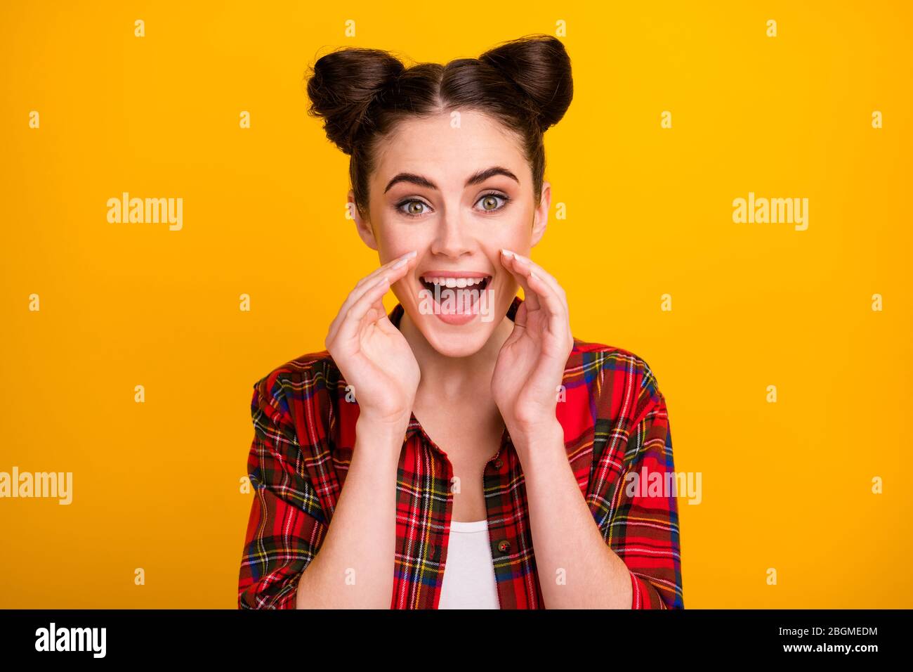 Spread gossip hires stock photography and images Alamy