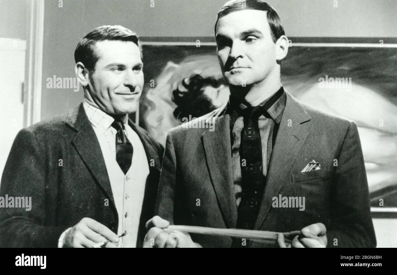 THE CRIMINAL 1960 Anglo-Amalgamated film with Sam Wanamaker at left and Stanley Baker Stock Photo
