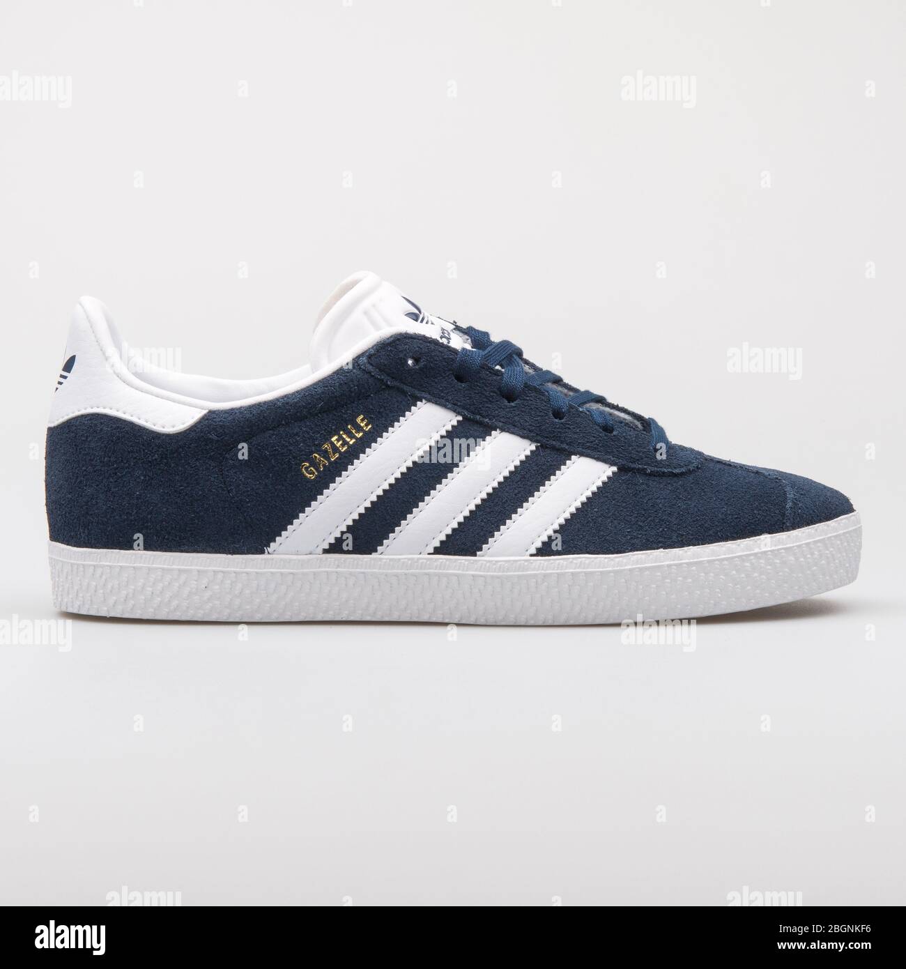 VIENNA, AUSTRIA - AUGUST 2, 2017: Adidas Gazelle Junior navy blue and white  sneaker on white background Stock Photo - Alamy