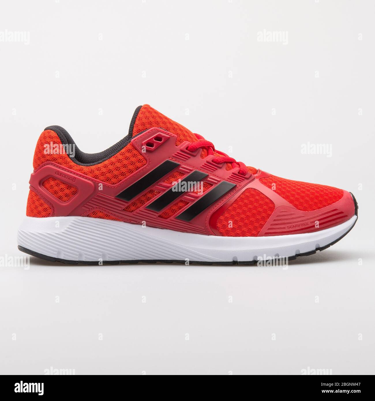 Despertar maorí Duque Adidas kids sportswear hi-res stock photography and images - Page 2 - Alamy