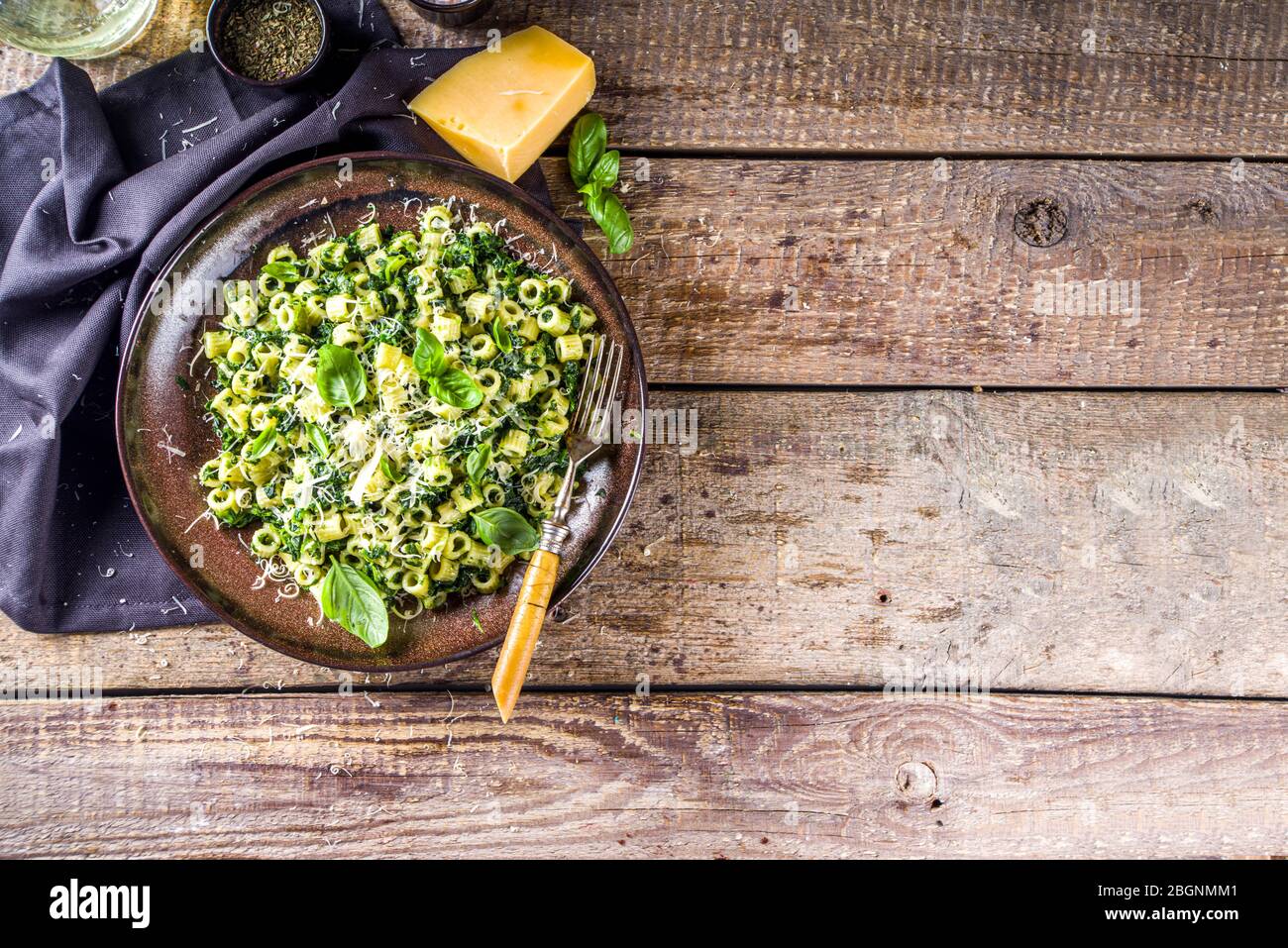 Ditaloni rigati spring recipe, Green ditalini pasta with spinach, green