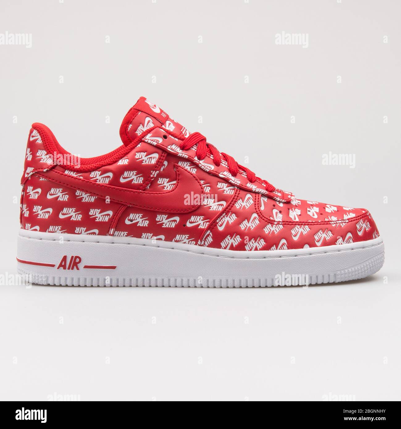 Nike air force 1 white red hi-res stock photography and images - Alamy