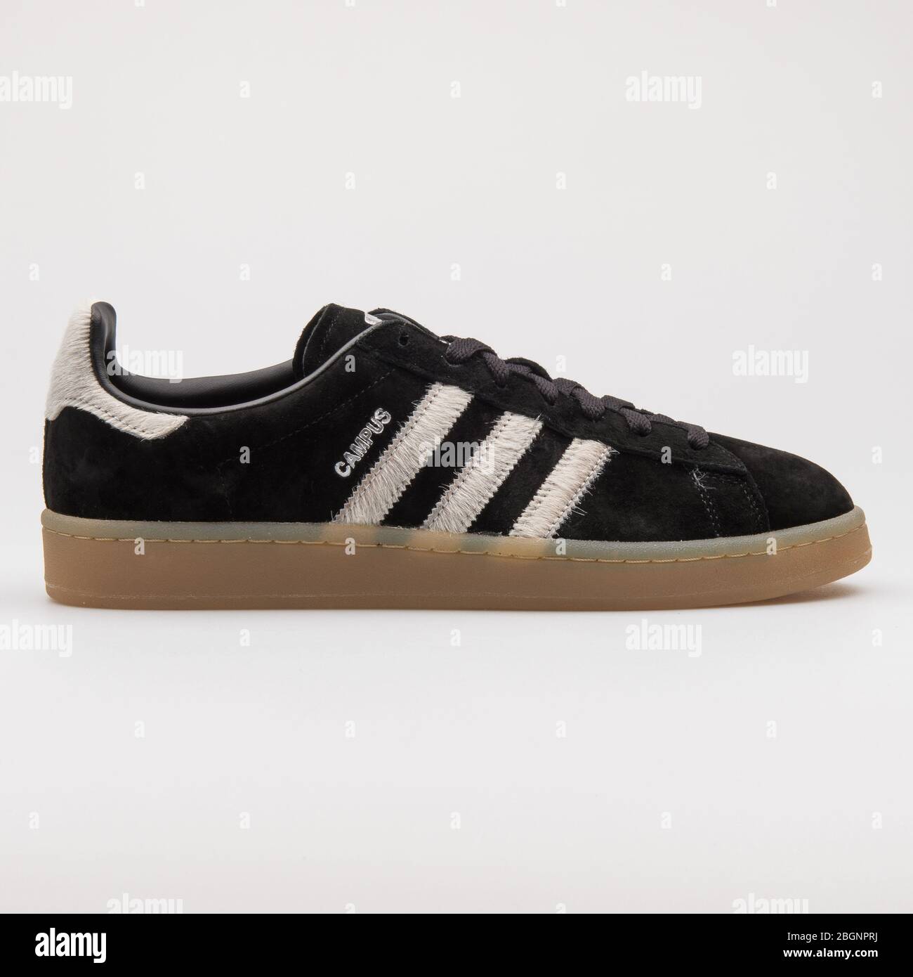 Adidas Campus black sneaker with pony 