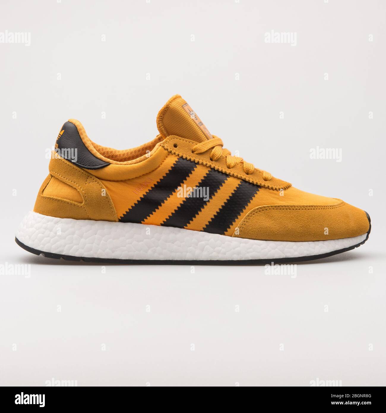 Adidas orange shoes hi res stock photography and images Page 2
