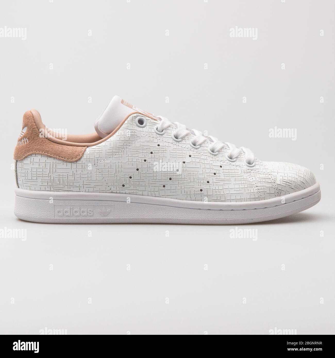 Stan smith sneaker hi-res stock photography and images - Alamy