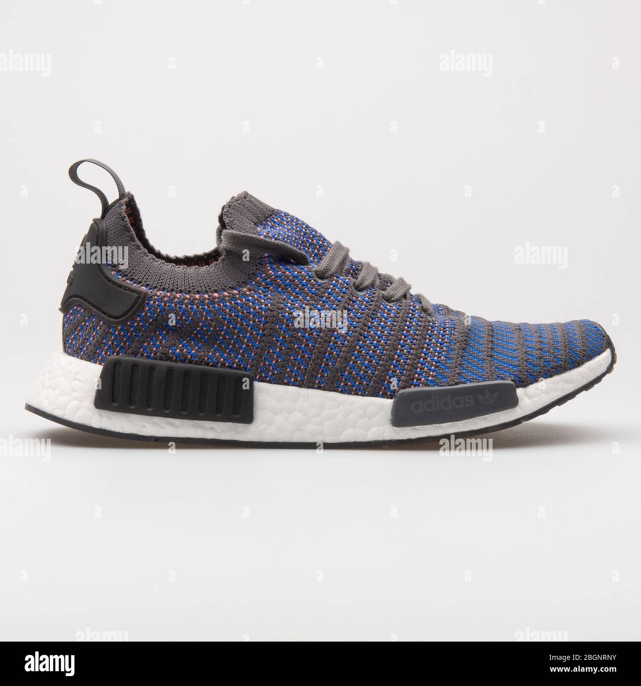 nmd r1 grey blue