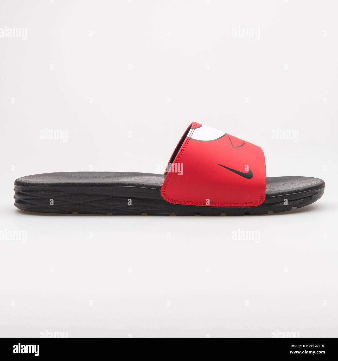 nike benassi solarsoft red